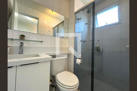 Apartamento para alugar com 60m², 2 quartos e 2 vagas Apartamento para alugar com 60m², 2 quartos e 2 vagasBanheiro da Suíte