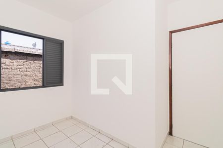 Casa à venda com 110m², 3 quartos e 2 vagasquarto 3
