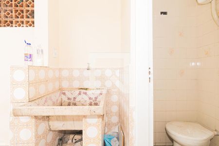 Casa à venda com 110m², 3 quartos e 2 vagasÁrea de Serviço