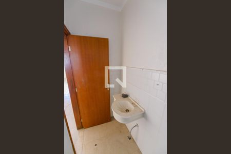 Lavabo de casa para alugar com 3 quartos, 200m² em Jardim Maria Augusta, Taubaté