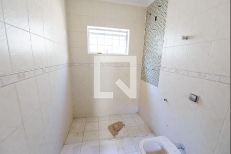 Banheiro de casa para alugar com 3 quartos, 200m² em Jardim Maria Augusta, Taubaté