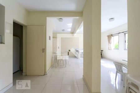 Apartamento para alugar com 65m², 3 quartos e 1 vagaÁrea comum - Salão de festas