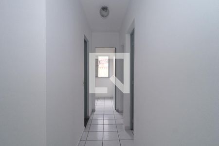 Corredor de apartamento para alugar com 3 quartos, 65m² em Jardim das Palmas, São Paulo