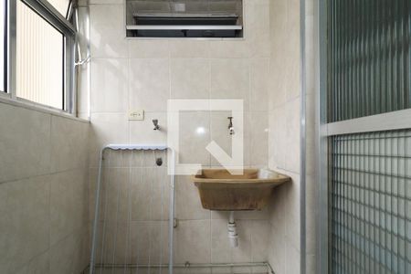 Apartamento para alugar com 65m², 3 quartos e 1 vagaÁrea de Serviço