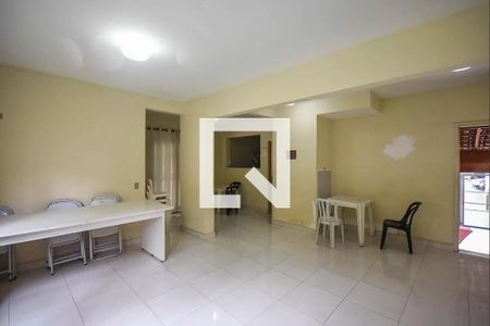 Apartamento para alugar com 65m², 3 quartos e 1 vagaÁrea comum - Salão de festas