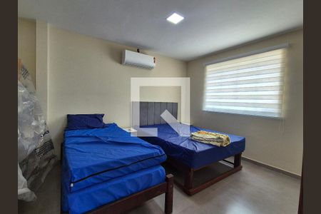 Quarto de apartamento à venda com 1 quarto, 55m² em Vargem Grande, Rio de Janeiro