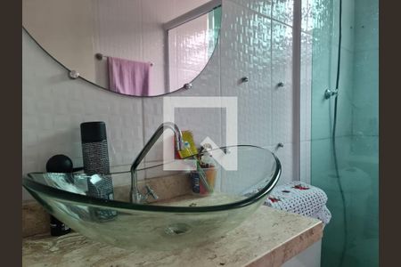 Apartamento para alugar com 42m², 2 quartos e 1 vaga Apartamento para alugar com 42m², 2 quartos e 1 vagaBanheiro social