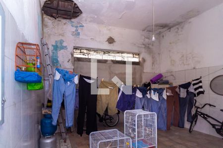 Casa à venda com 340m², 2 quartos e 2 vagas Casa à venda com 340m², 2 quartos e 2 vagasÁrea de Serviço