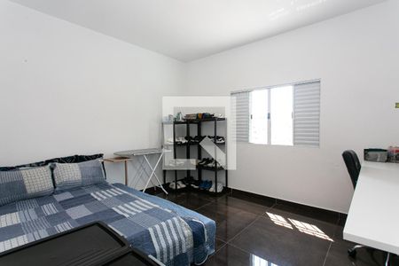 Quarto 2 de casa para alugar com 2 quartos, 120m² em Vila Beatriz, São Paulo