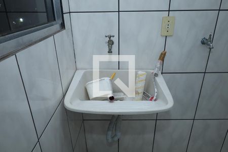 Casa à venda com 60m², 1 quarto e sem vagaÁrea de Serviço