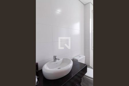 Apartamento à venda com 103m², 3 quartos e 2 vagasBanheiro social