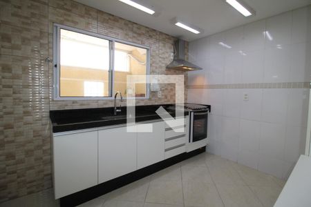 Casa de condomínio à venda com 199m², 3 quartos e 3 vagasCozinha