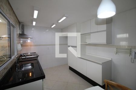 Casa de condomínio à venda com 199m², 3 quartos e 3 vagasCozinha