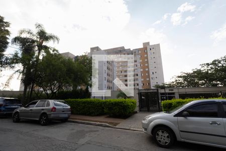 Fachada de apartamento à venda com 2 quartos, 45m² em Vila Carmosina, São Paulo