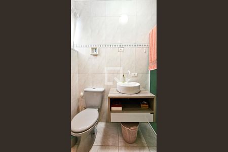 Casa à venda com 120m², 3 quartos e 2 vagas Casa à venda com 120m², 3 quartos e 2 vagasBanheiro da Suíte