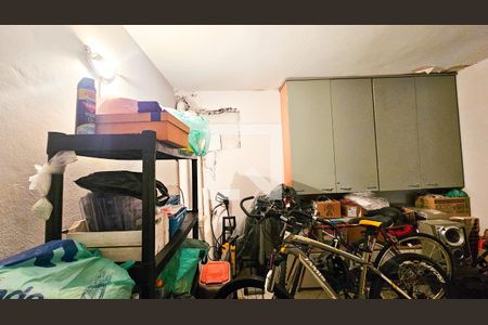 Casa à venda com 120m², 3 quartos e 2 vagas Casa à venda com 120m², 3 quartos e 2 vagasQuarto de Serviço