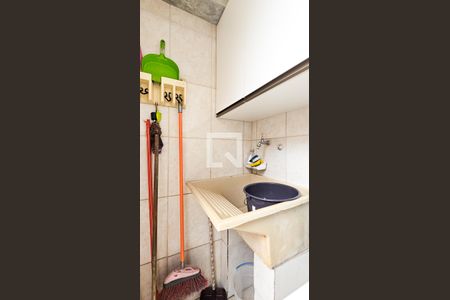 Casa à venda com 120m², 3 quartos e 2 vagas Casa à venda com 120m², 3 quartos e 2 vagasÁrea de Serviço