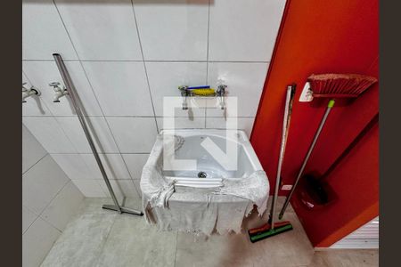 Casa à venda com 155m², 3 quartos e 2 vagas Casa à venda com 155m², 3 quartos e 2 vagasÁrea de Serviço