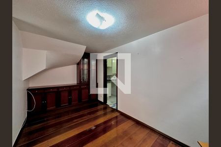 Casa à venda com 155m², 3 quartos e 2 vagas Casa à venda com 155m², 3 quartos e 2 vagasCopa