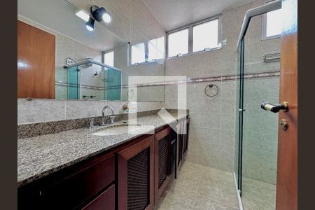 Casa à venda com 155m², 3 quartos e 2 vagas Casa à venda com 155m², 3 quartos e 2 vagasBanheiro Suíte