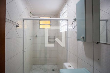 Banheiro de apartamento para alugar com 1 quarto, 35m² em Taboão, Diadema