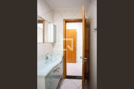 Banheiro de apartamento para alugar com 1 quarto, 35m² em Taboão, Diadema