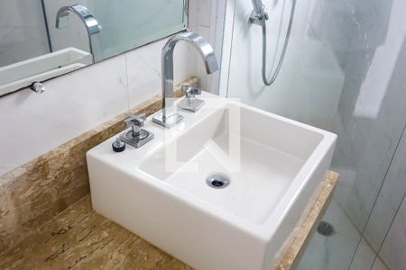 Apartamento para alugar com 68m², 3 quartos e 1 vagaBanheiro