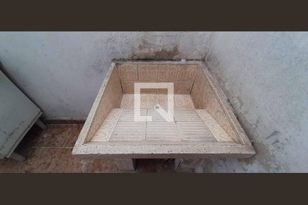 Casa à venda com 100m², 3 quartos e 2 vagas Casa à venda com 100m², 3 quartos e 2 vagasÁrea de Serviço