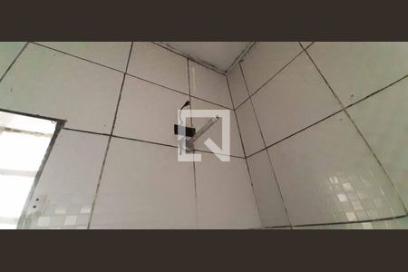 Casa à venda com 100m², 3 quartos e 2 vagas Casa à venda com 100m², 3 quartos e 2 vagasBanheiro