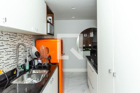 Cozinha de apartamento à venda com 1 quarto, 35m² em Vila Uberabinha, São Paulo