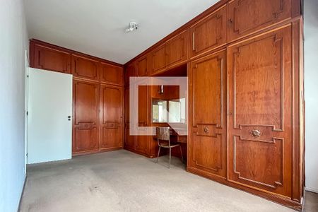 Apartamento à venda com 278m², 3 quartos e 1 vagaQuarto II