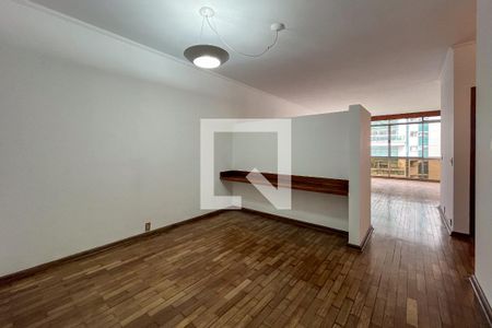 Apartamento à venda com 278m², 3 quartos e 1 vagaSala II