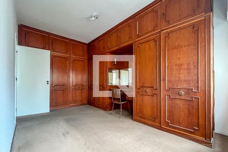 Apartamento à venda com 278m², 3 quartos e 1 vagaQuarto II