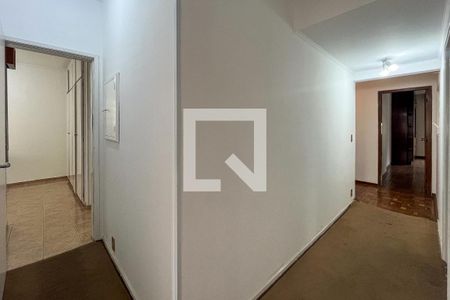 Apartamento à venda com 278m², 3 quartos e 1 vagaCorredor Entre Quartos