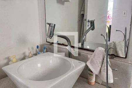 Apartamento para alugar com 50m², 2 quartos e 1 vaga Apartamento para alugar com 50m², 2 quartos e 1 vagaDetalhe Banheiro
