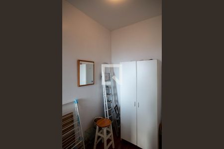 Apartamento à venda com 244m², 4 quartos e 4 vagasQuarto de Serviço