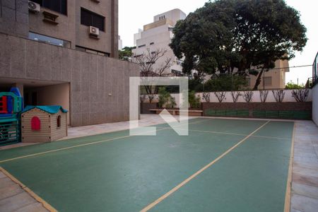 Apartamento à venda com 244m², 4 quartos e 4 vagasQuadra
