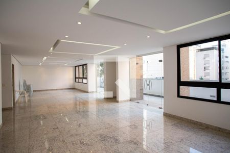 Apartamento à venda com 244m², 4 quartos e 4 vagasÁrea comum - Salão de festas