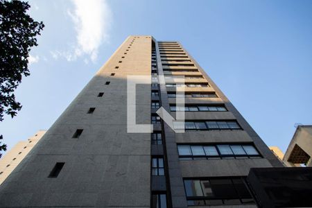 Apartamento à venda com 244m², 4 quartos e 4 vagasFachada