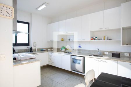 Apartamento à venda com 244m², 4 quartos e 4 vagasCozinha