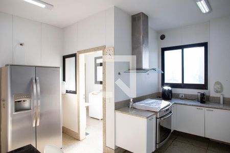 Apartamento à venda com 244m², 4 quartos e 4 vagasCozinha