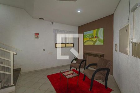 Apartamento à venda com 84m², 3 quartos e 1 vaga Apartamento à venda com 84m², 3 quartos e 1 vagaHall social