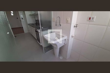 Apartamento à venda com 74m², 3 quartos e 1 vagaÁrea de Serviço