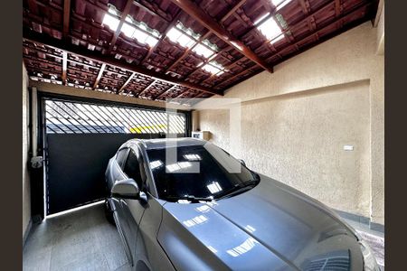 Casa à venda com 105m², 2 quartos e 2 vagas Casa à venda com 105m², 2 quartos e 2 vagasGaragem