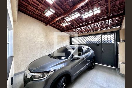 Casa à venda com 105m², 2 quartos e 2 vagas Casa à venda com 105m², 2 quartos e 2 vagasGaragem