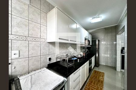 Casa à venda com 105m², 2 quartos e 2 vagas Casa à venda com 105m², 2 quartos e 2 vagasCozinha