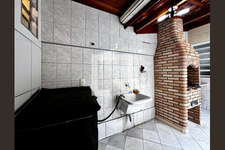 Casa à venda com 105m², 2 quartos e 2 vagas Casa à venda com 105m², 2 quartos e 2 vagasÁrea de Serviço