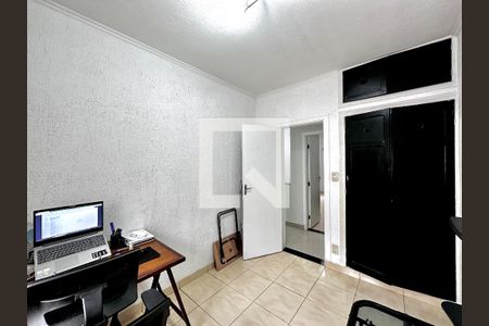 Casa à venda com 105m², 2 quartos e 2 vagas Casa à venda com 105m², 2 quartos e 2 vagasQuarto 2