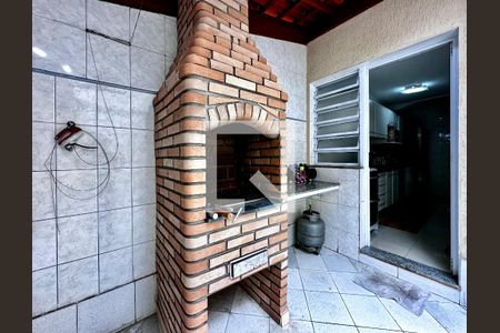 Casa à venda com 105m², 2 quartos e 2 vagas Casa à venda com 105m², 2 quartos e 2 vagasChurrasqueira