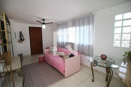 Sala de apartamento para alugar com 1 quarto, 70m² em Colégio, Rio de Janeiro